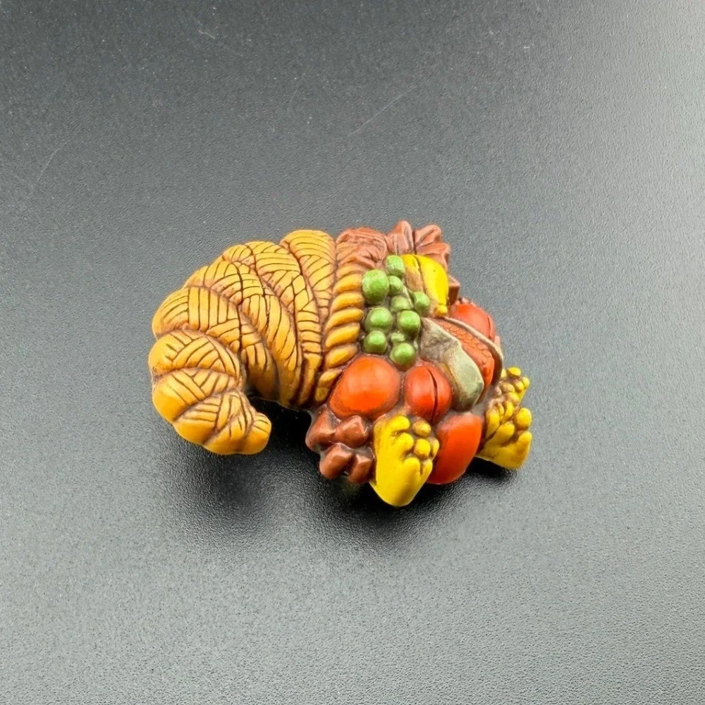 Vintage Hallmark Brooch Pin Thanksgiving‎ Cornucopia Harvest Fruit Fall Holiday
